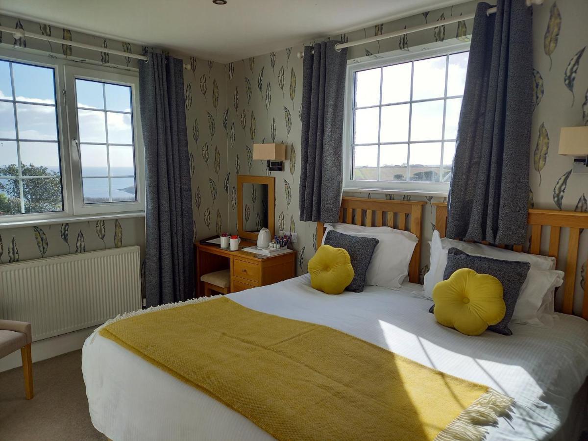 Trelawne Hotel Mawnan Smith Room photo